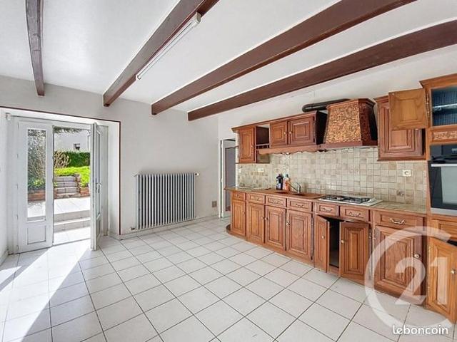 Maison vente à Guingamp, Bretagne