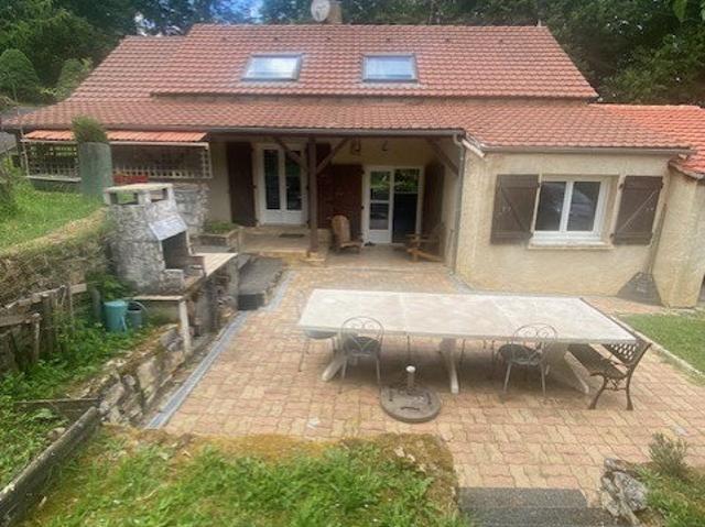 Maison vente à Lamothe-Fénelon, Lot