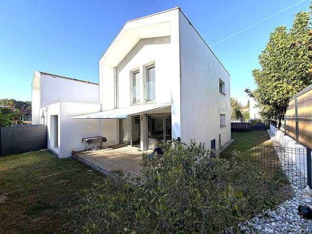 Maison vente à Jisquet, Tosse