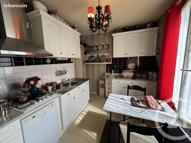 Maison vente à La Châtre, Sainte-sévère-sur-indre