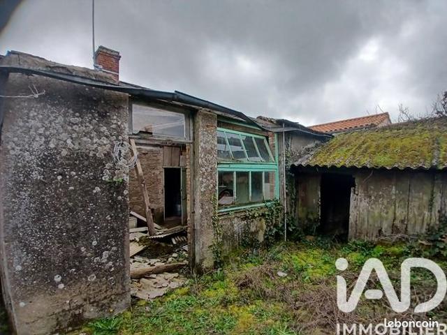 Maison vente à Bressuire, Saint-pierre-des-echaubrognes