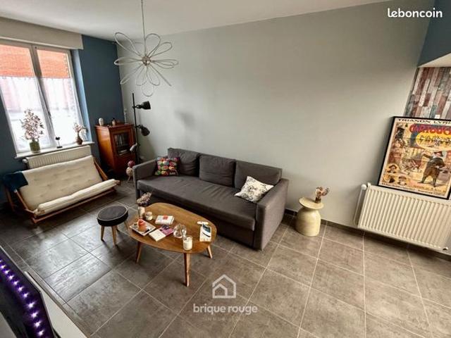 Maison vente à Lille, Santes