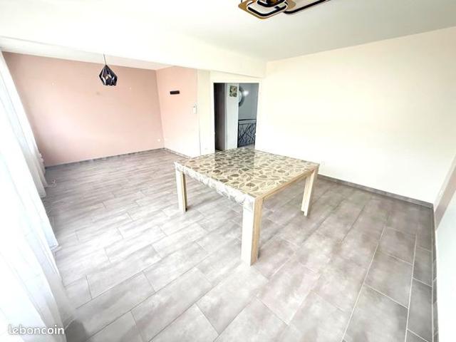 Maison vente à Metz, Saint-privat-la-montagne