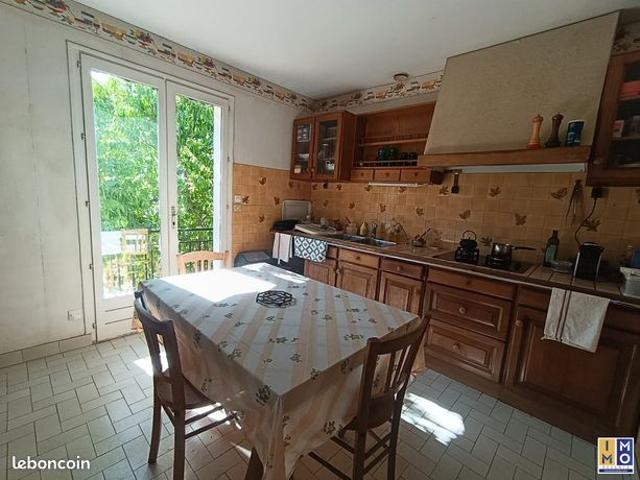 Maison vente à Bourges, Brécy