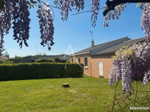 Maison vente à Fontenay-le-Comte, Le Gué-de-velluire