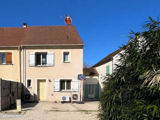 Maison vente à Créteil, La Queue-en-brie
