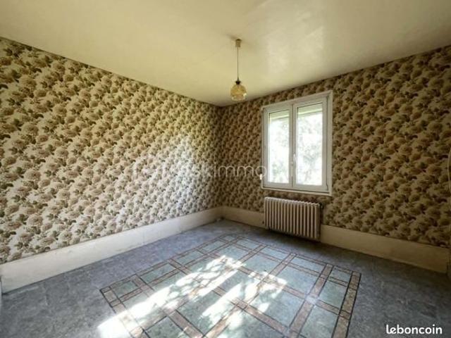 Maison vente à Vitry-le-François, Giffaumont-champaubert