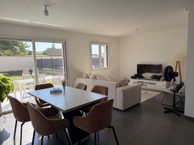 Maison location à La Tour-du-Pin, Chozeau