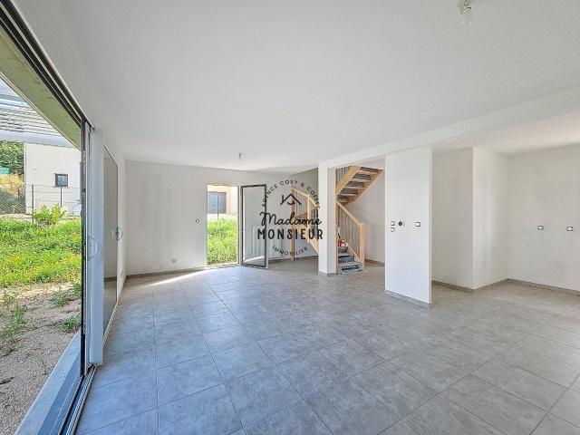 Maison vente à France métropolitaine, Saint-victor-de-cessieu