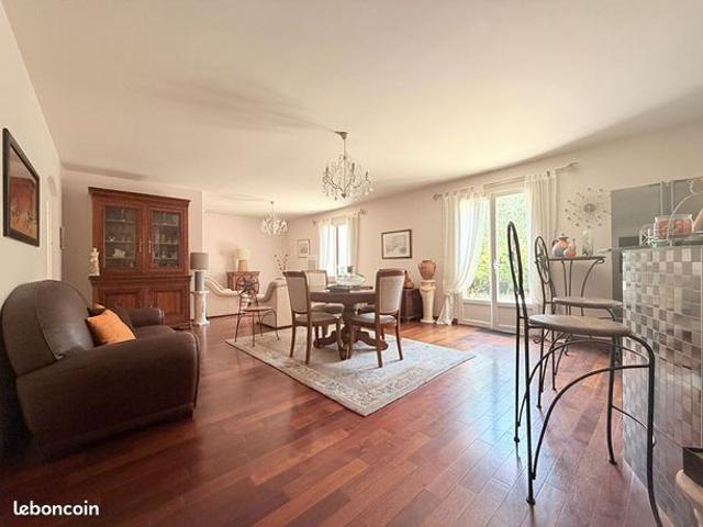 Maison vente à Saint-Germain-en-Laye, Chanteloup-les-vignes