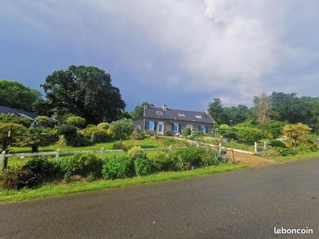 Maison vente à Guingamp, Bretagne