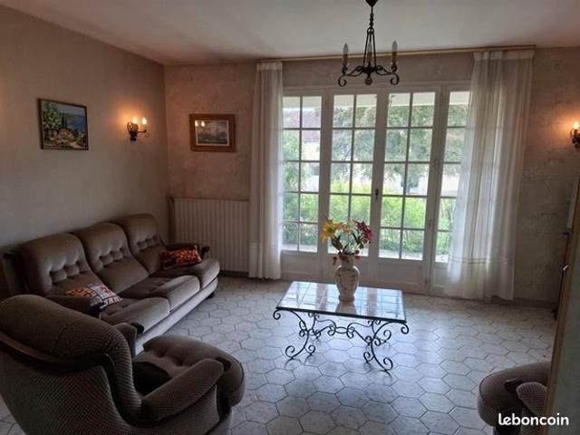 Maison vente à Châteauroux, Saint-genou