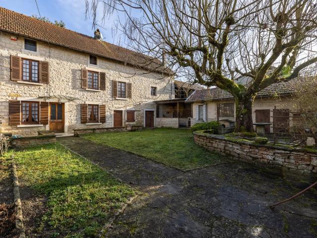 Maison vente à La Tour-du-Pin, Charette