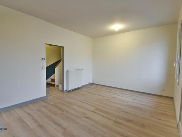 Maison location à La Confaudière, Écueillé