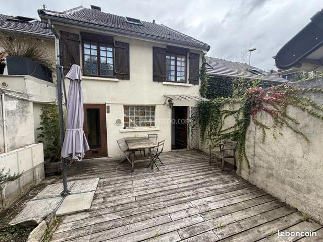 Maison vente à Évry, Étiolles