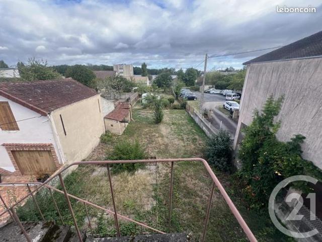 Maison vente à Montluçon, Commentry