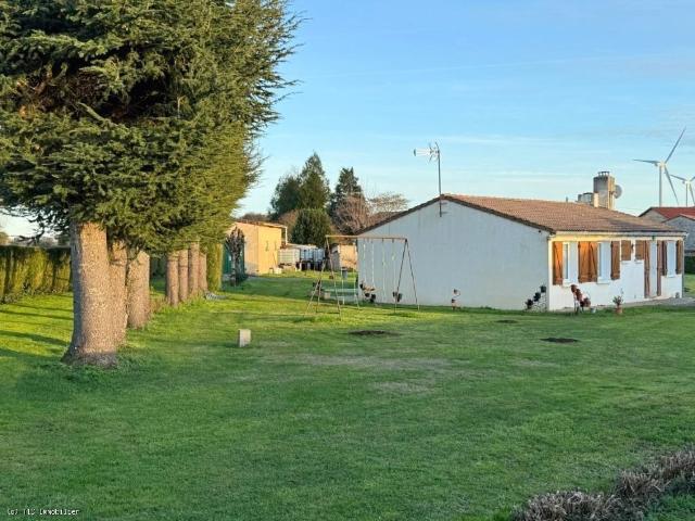 Maison vente à Confolens, Ruffec