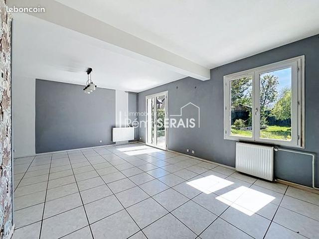 Maison vente à Vouziers, Falaise