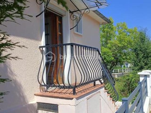 Maison vente à Sens, Paron