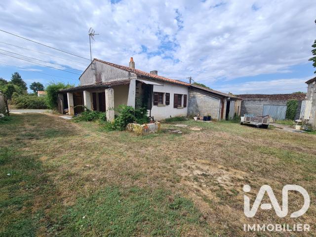 Maison vente à Saint-Jean-d'Angély, Taillebourg