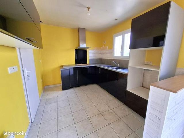 Maison vente à Saintes, Médis