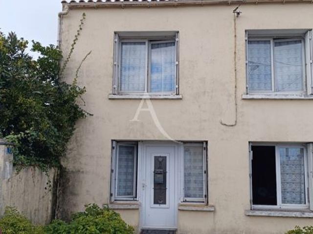 Maison vente à Rochefort, Port-des-barques