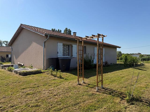 Maison location à Louhans-Châteaurenaud, La Genête