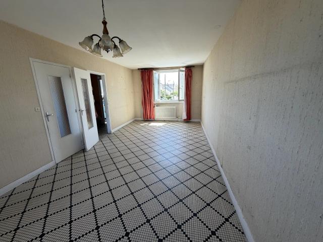 Maison vente à Miroir, Le Mans