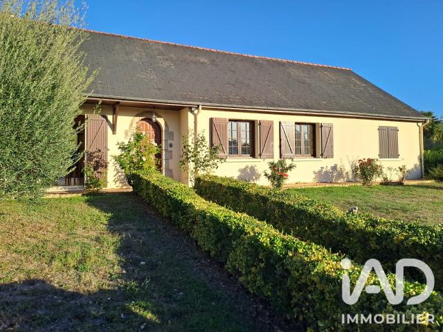 Maison vente à Bourg, Bécon-les-Granits