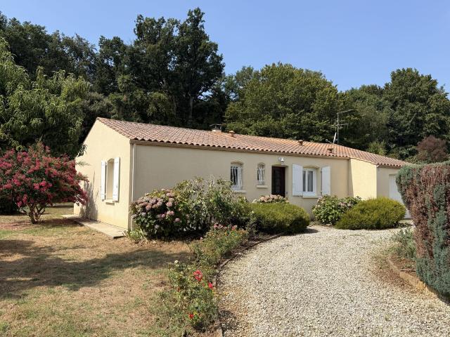 Maison vente à Saintes, Saint-simon-de-pellouaille