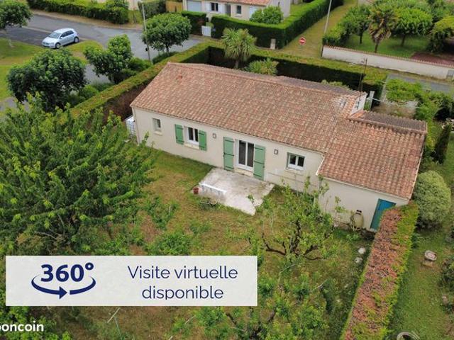 Maison vente à Saint-Jean-d'Angély, Saint-savinien