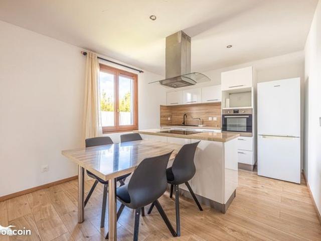 Maison vente à La Rochelle, Montroy