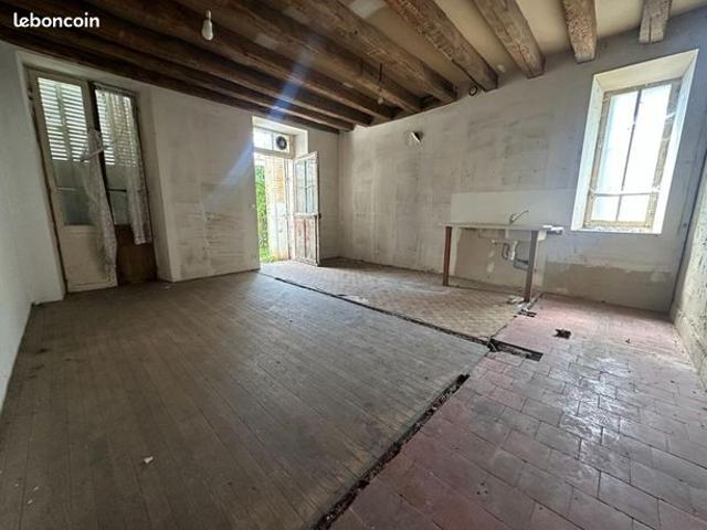 Maison vente à Bourges, Saint-satur