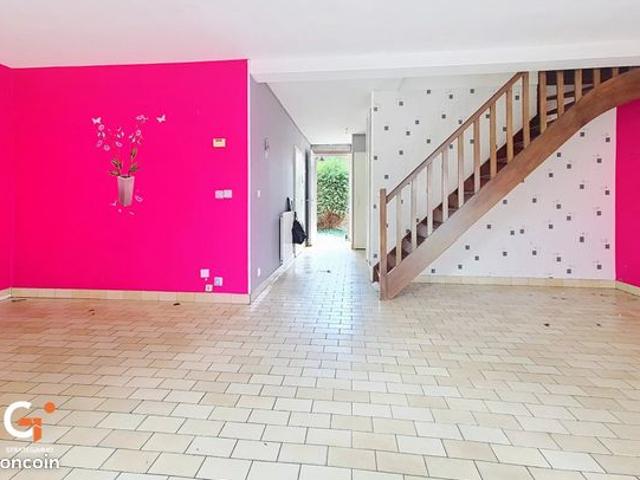 Maison vente à Grand-Couronne, Seine-Maritime