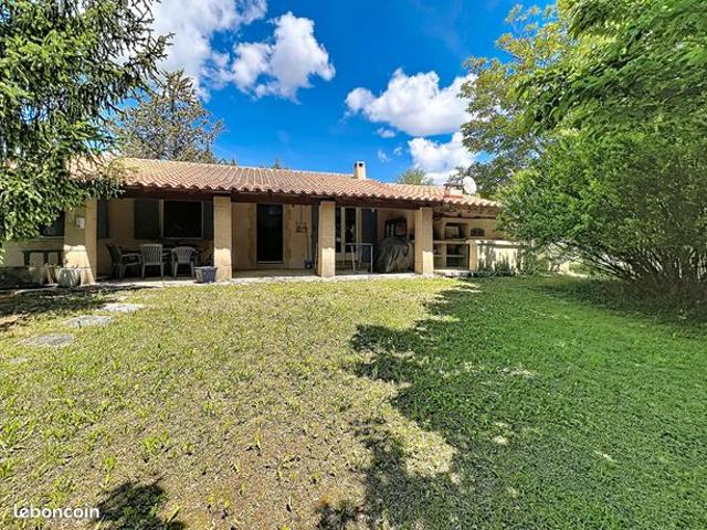 Maison vente à Apt, Cadenet