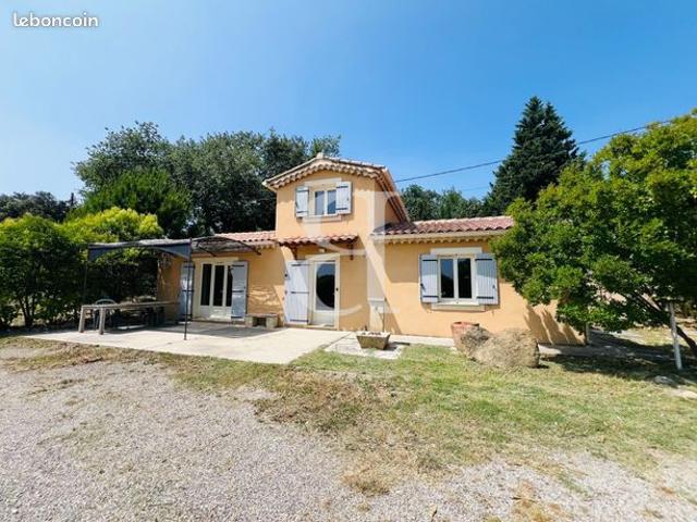 Maison vente à Carpentras, Bédoin