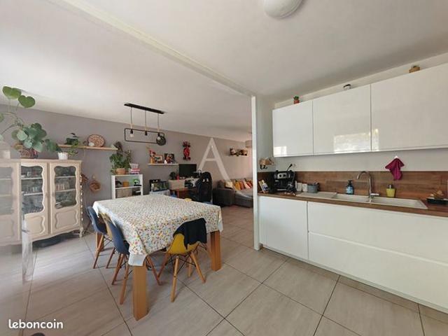 Maison vente à Arrondissement de Toulon, La Crau