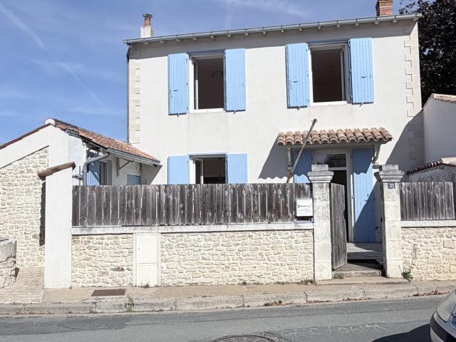 Maison vente à Bourg, Lagord