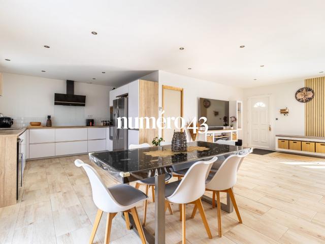 Maison vente à Blaye, Teuillac