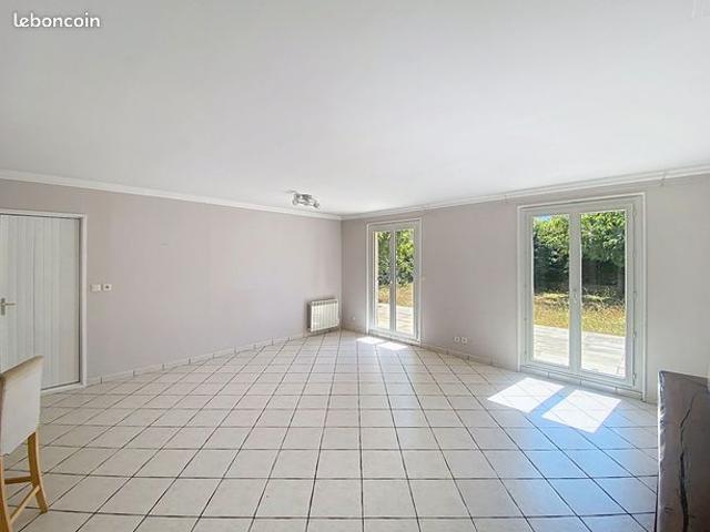 Maison vente à Genas, Rhône