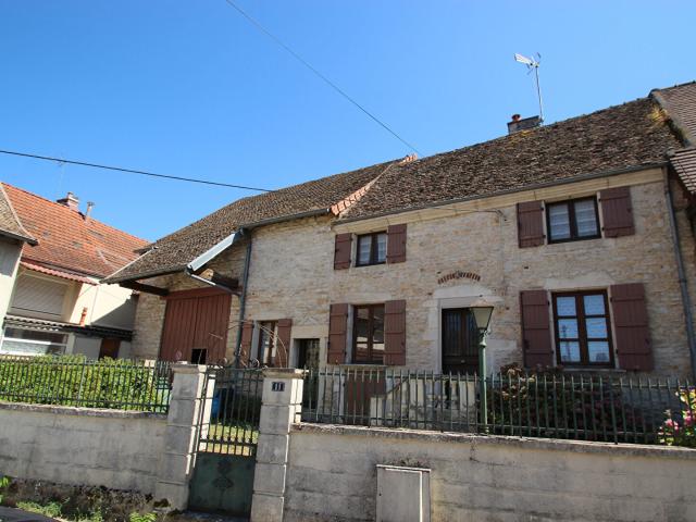Maison vente à Chalon-sur-Saône, Lux