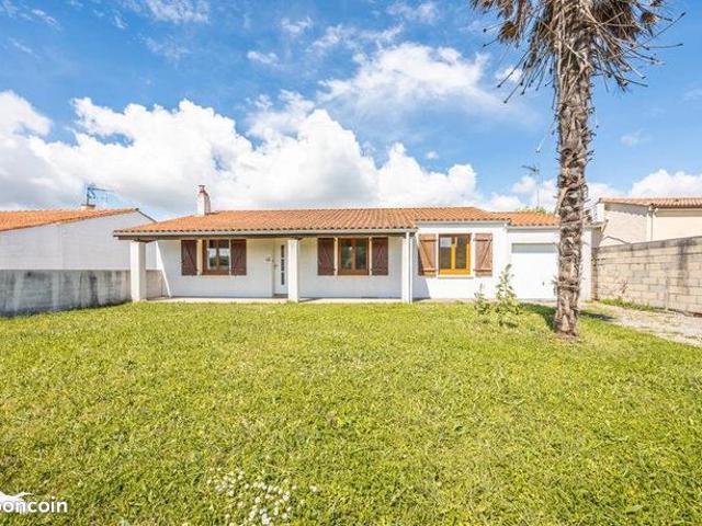 Maison vente à La Rochelle, Montroy