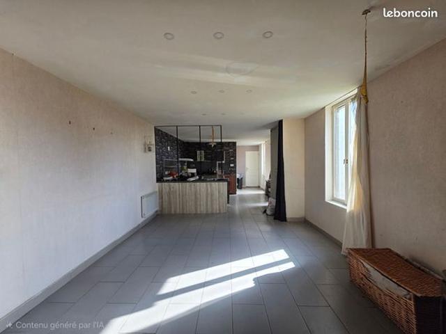 Maison vente à Châtellerault, Saint-genest-d'ambière