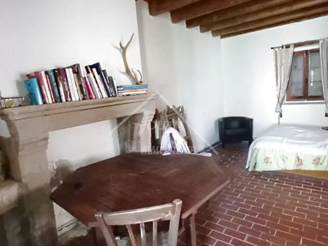 Maison vente à Moulins, Vieure