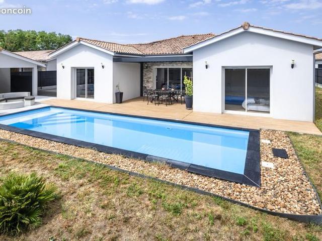 Maison vente à Bordeaux, Le Taillan-médoc