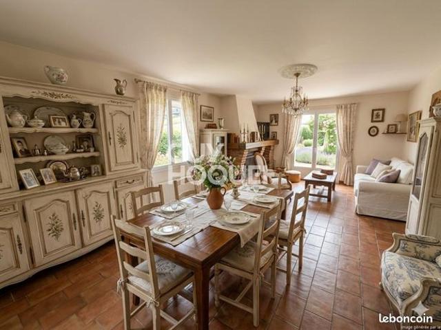 Maison vente à Rouen, Montville