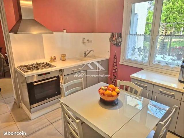 Maison vente à Saint-Privat-des-Vieux, Gard