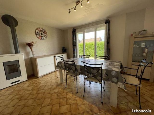 Maison vente à Aubusson, Mainsat
