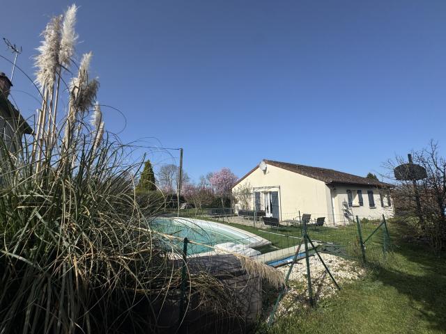 Maison vente à Rochechouart, Saint-martin-de-jussac