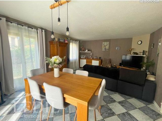 Maison vente à Saint-saturnin, Charente